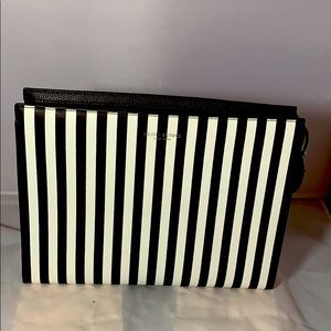 Henri Bendel logo makeup bag